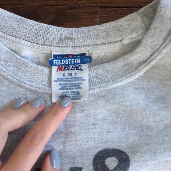 Greys Anatomy Crewneck - Picture 2 of 3